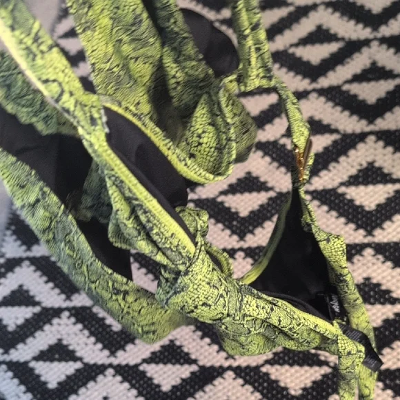 Nasty Gal Neon Green Snake Print Bikini - Picture 11 of 12